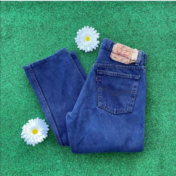 Reworked Vintage Leviโs - Picture 1 of 4